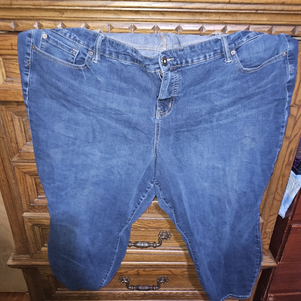 Torrid size 26 ankle tight jeans